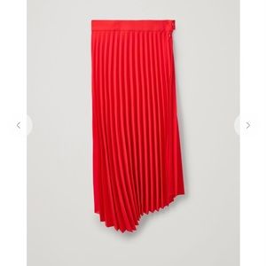 Cos asymmetrical skirt